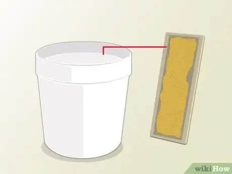 Image titled Harvest Honey Step 11