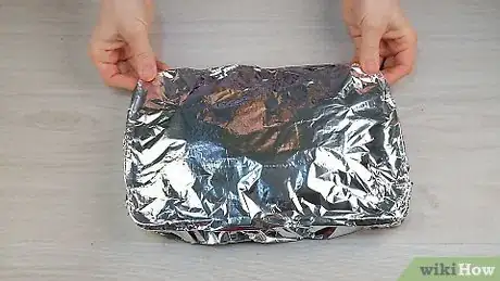 Image titled Make Christmas S'mores Step 6