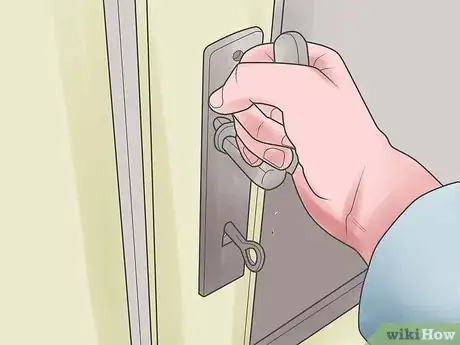 Image titled Respond to a Radiation Threat Step 3