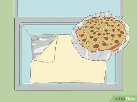 Image titled Keep Pizzas Warm Step 6.jpeg