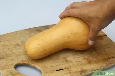 Image titled Cut Spaghetti Squash Step 4