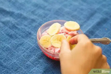 Image titled Make Banana Splits with Fruit Step 8