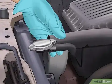 Image titled Remove Honda CR V Radiators Step 3