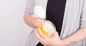 Strengthen Hair with a Gelatin Hair Mask