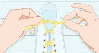 Teach Your Kids to Tie Their Shoes