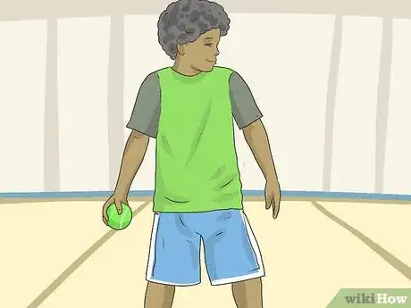 Image titled Teach Throwing Step 5