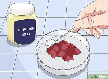 Image titled Make Gel Eyeliner Step 2