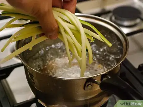 Image titled Make Zucchini Noodles Step 13
