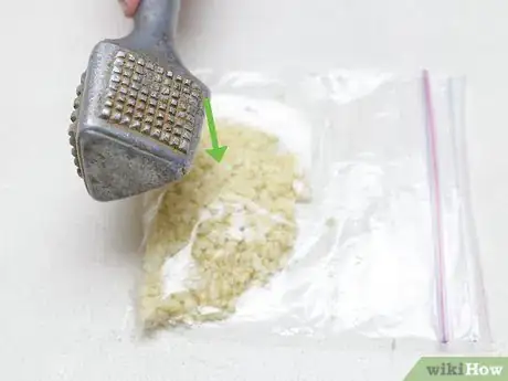 Image titled Make Garlic Paste Step 5