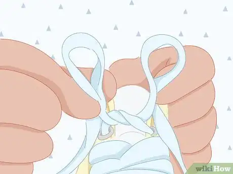 Image titled Teach Your Kids to Tie Their Shoes Step 10