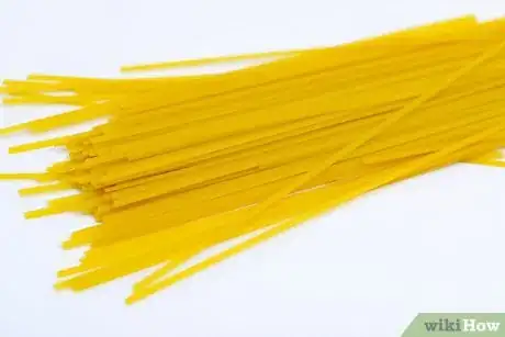 Image titled Make Light Fettuccine Alfredo Step 1