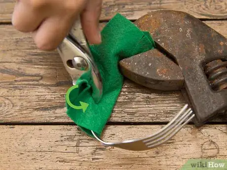 Image titled Make a Fork Bracelet Step 5