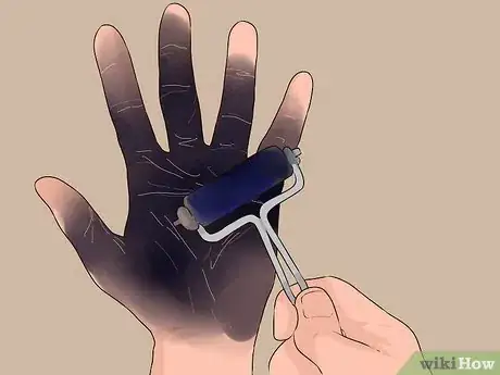 Image titled Take a Palm Print Step 5