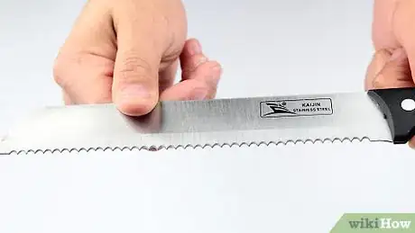 Image titled Use a Bread Knife Step 3
