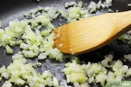 Image titled Make Mushroom Risotto Step 7