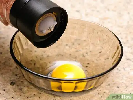 Image titled Freeze Eggs Step 8