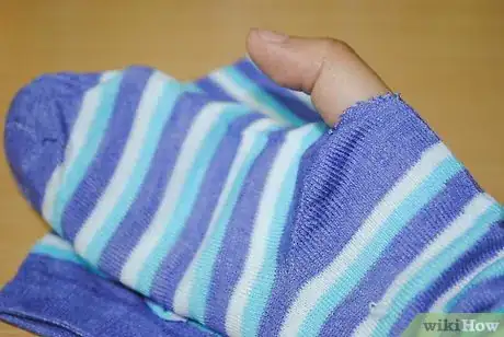 Image titled Make Cute Arm Warmers Step 4