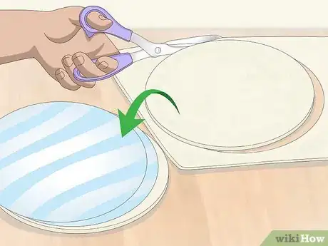 Image titled Make a Fabric Frisbee Step 2