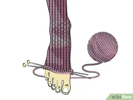 Image titled Knit Slippers Step 4