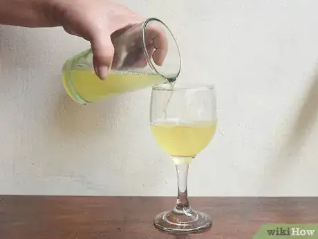 Image titled Make a Non Alcoholic Mimosa Step 6