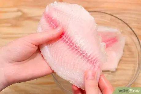 Image titled Fold and Bake Fish in Parchment Paper Step 2