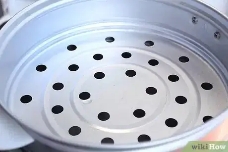 Image titled Cook Stone Crab Claws Step 8