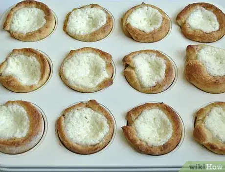 Image titled Make Cinnamon Roll Cups Step 17