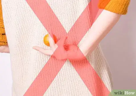 Image titled Teach Juggling Step 4