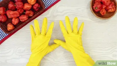 Image titled Make Habanero Pepper Mash Step 1