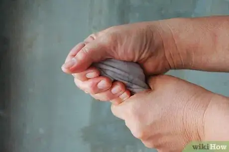 Image titled Clean a Light Bulb Step 9