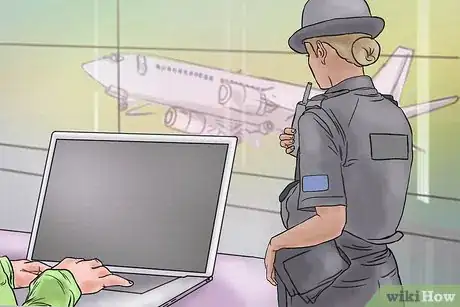Image titled Avoid Airport Scam Artists Step 7