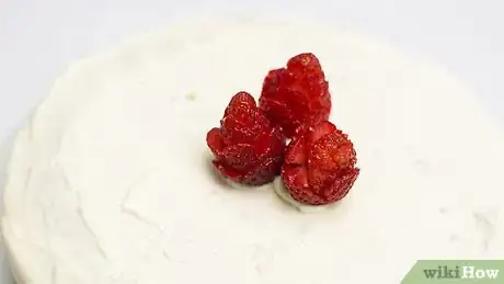 Image titled Decorate a Cake with Strawberries Step 18