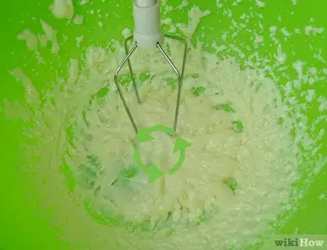 Image titled Make Cake Pops Without Sticks Step 2