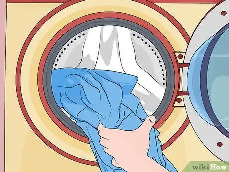 Image titled Wash Acrylic Fibers Step 13