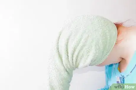 Image titled Dye Your Hair with Powdered Drink Mix Step 4