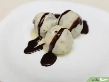 Image titled Make Oreo Cookie Balls Step 16