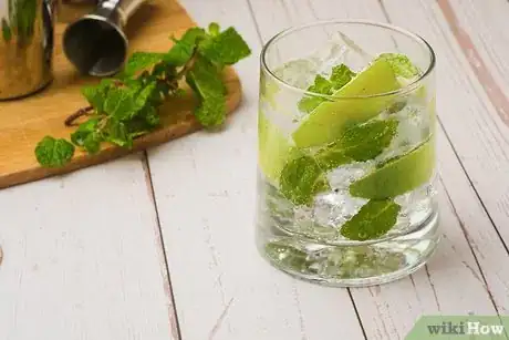 Image titled Make Low‐Carb Cocktails Step 1