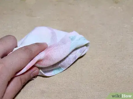 Image titled Clean Oil Paintings to Preserve It for Years Step 2