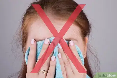 Image titled Cover up Blackheads With Makeup Step 10