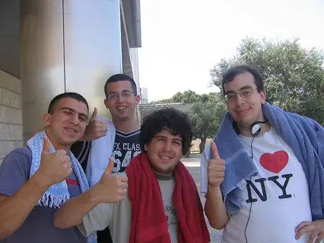 Image titled Hitchhiking with mates