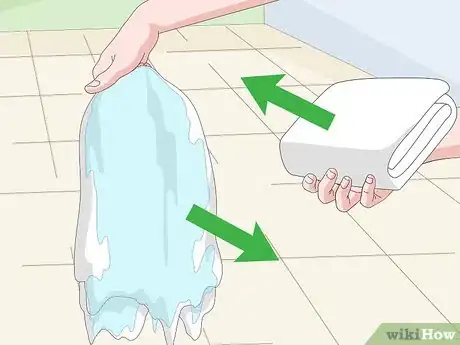 Image titled Dry Clothes Washed by Hand Step 10