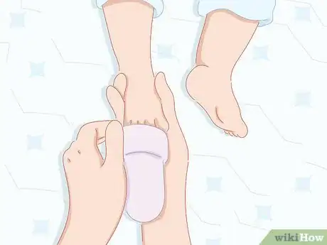 Image titled Get a Toddler to Wear Winter Clothes Step 3