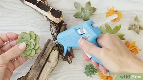 Image titled Make a Driftwood Wreath Step 14