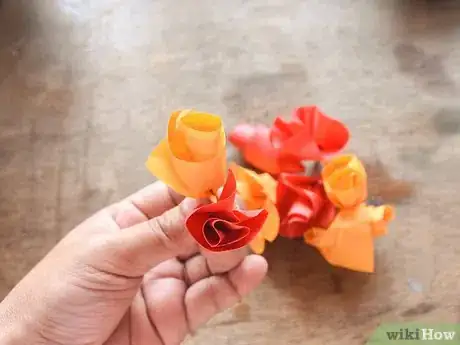 Image titled Make a Flower Wreath Step 12