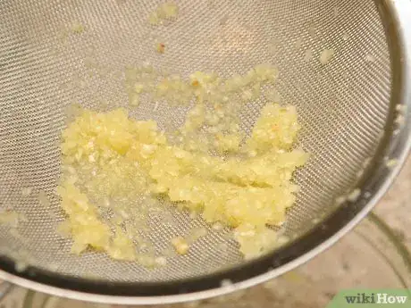 Image titled Make Garlic Juice Step 15