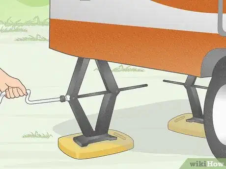 Image titled Get RV Jacks Down Step 12