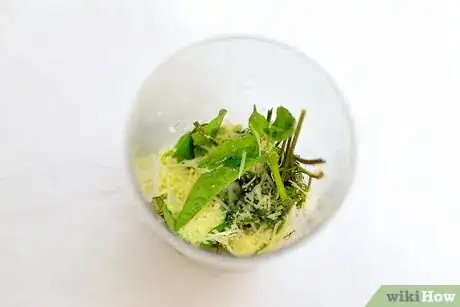 Image titled Make Carrot Top Pesto Step 3