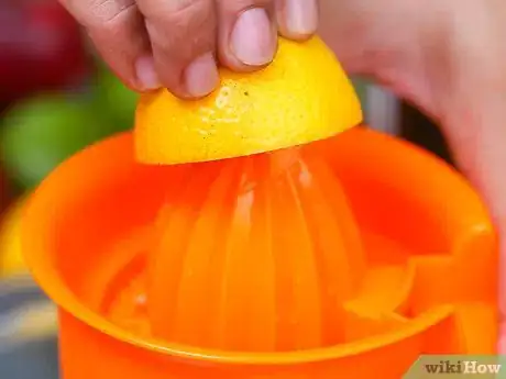 Image titled Keep Sliced Bananas from Discoloring Step 1