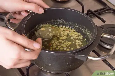 Image titled Use Nutritional Yeast for Soups Step 6