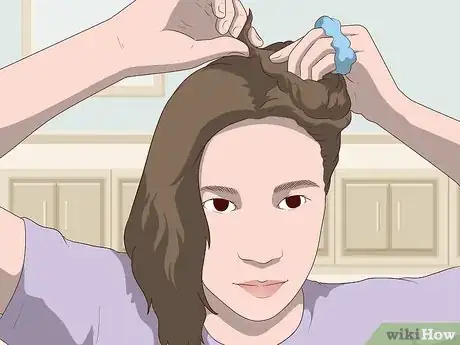 Image titled Curl Bobbed Hair Step 18.jpeg